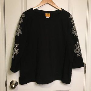 Ruby Rd. Black Knit Pullover w/Embroidery Detail L